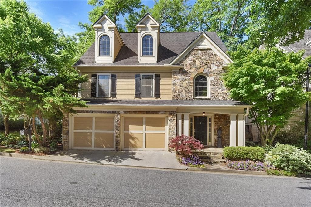 3 bedroom, 3,180 sq ft single family residence sold at 1333 Edmund Park Drive, Atlanta, GA 30306