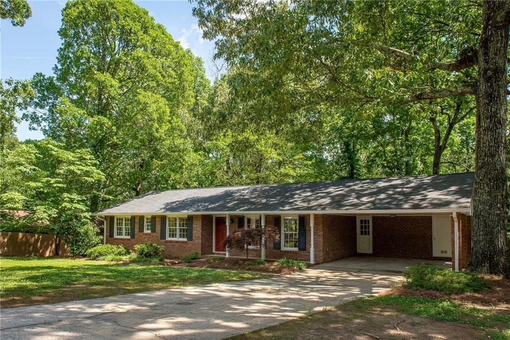 3 bedroom, 1,499 sq ft single family residence sold at 2936 Pauls Way, Marietta, GA 30062