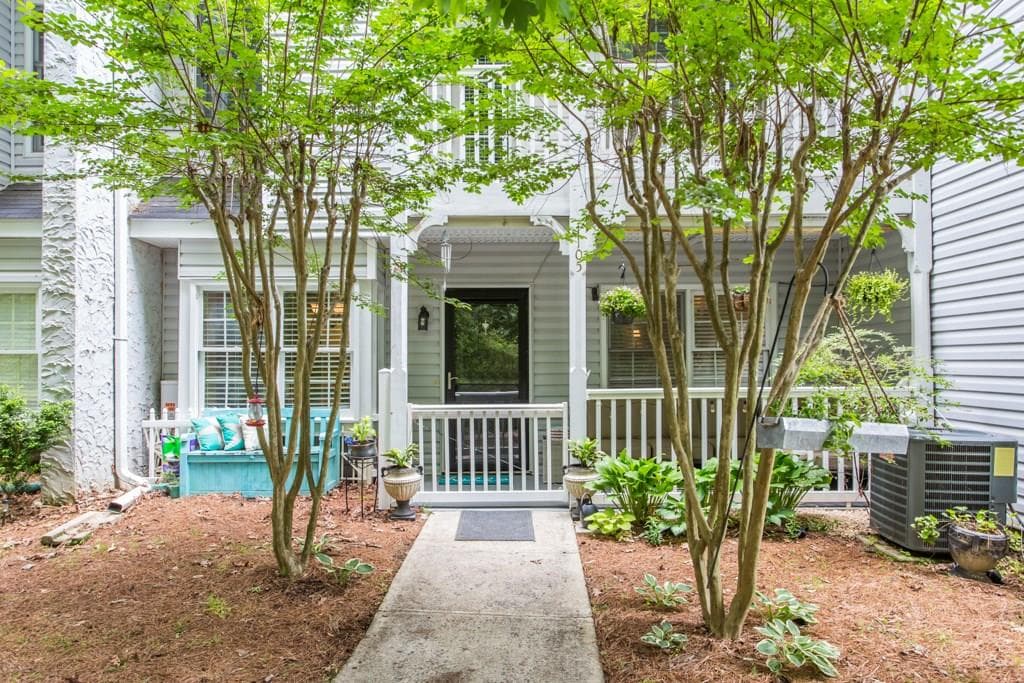1105 Cannongate Crossing 1105, Marietta, GA 30064 — most recent listing photo
