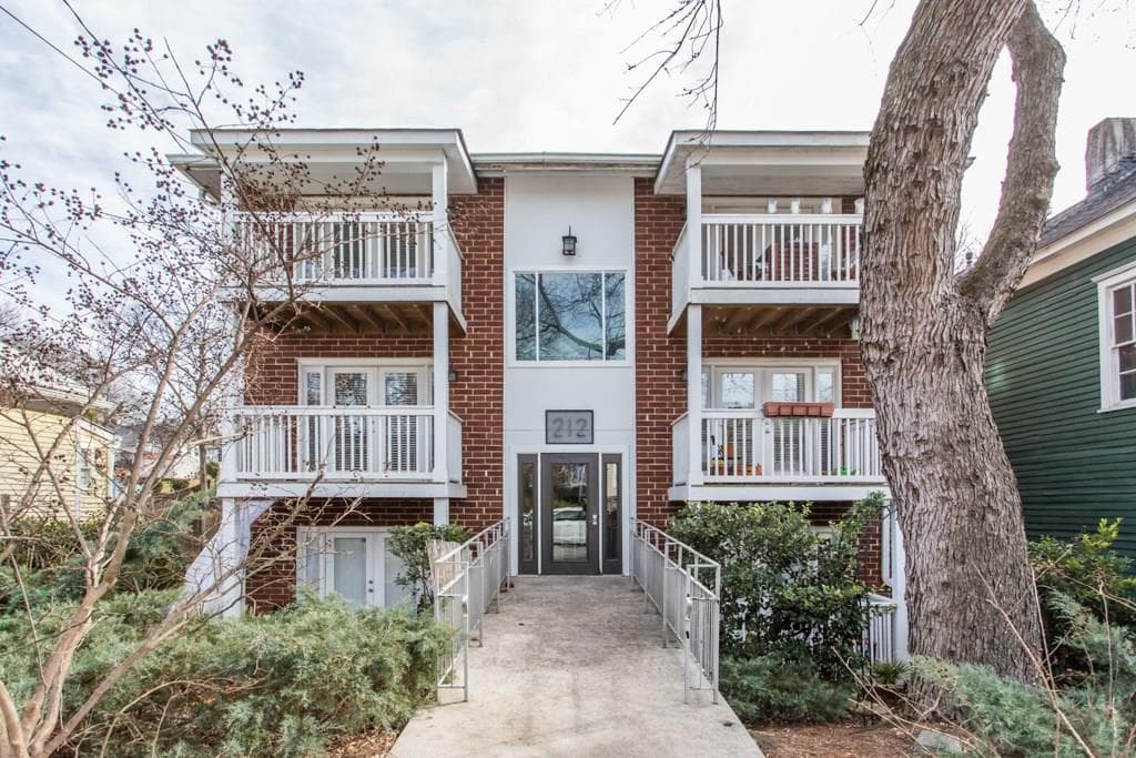 2 bedroom, 879 sq ft condominium sold at 212 Berean Avenue 4, Atlanta, GA 30316