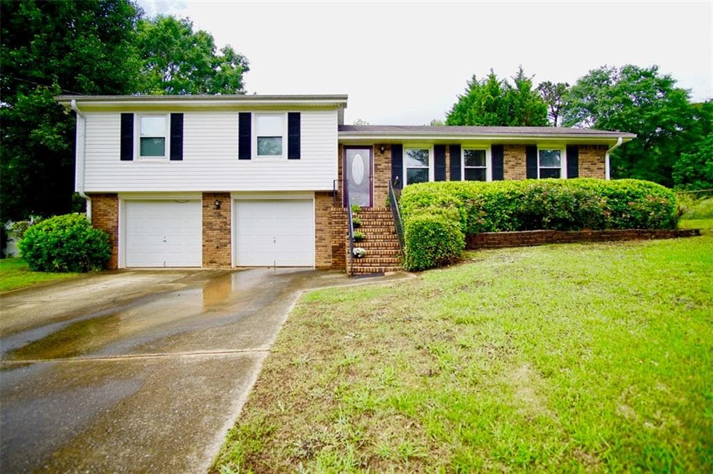 2601 Kings Circle, Lawrenceville, GA 30044 — most recent listing photo