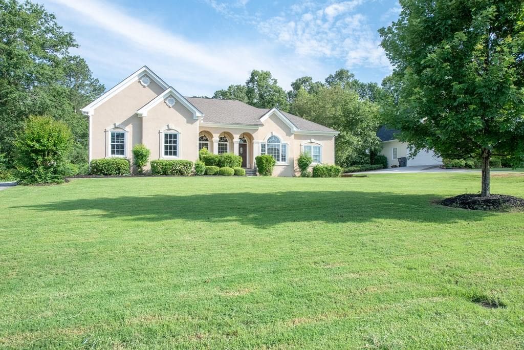 2045 Pate Ridge Drive, Loganville, GA 30052 — most recent listing photo