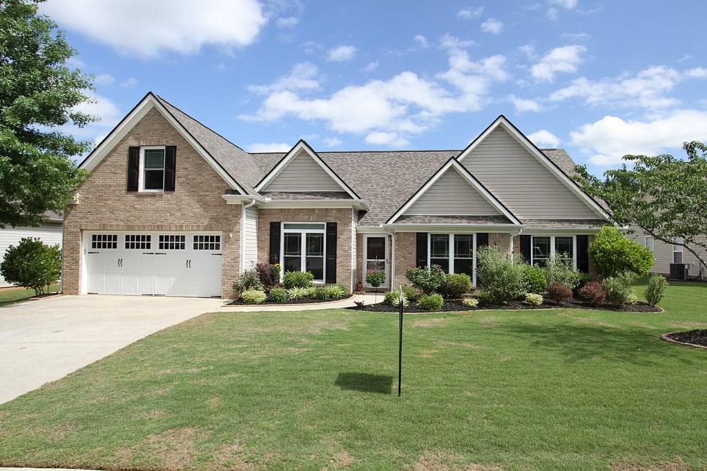 724 Landing Way, Loganville, GA 30052 — most recent listing photo