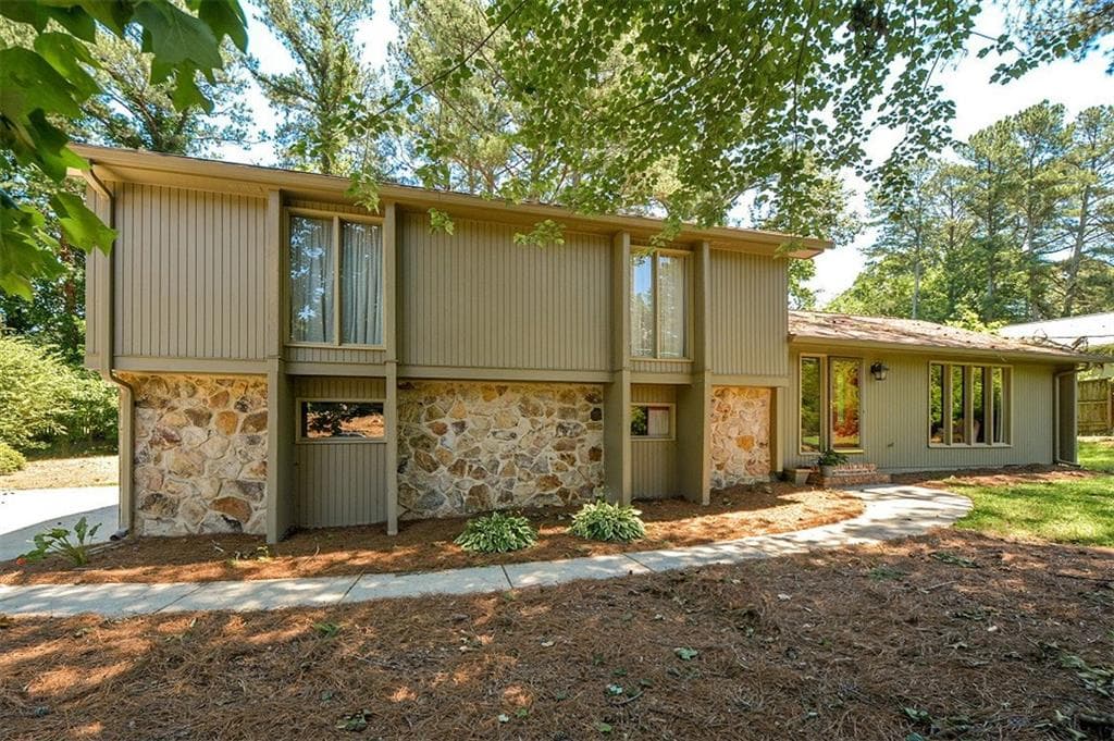 492 Foxmoor Drive, Lilburn, GA 30047 — most recent listing photo