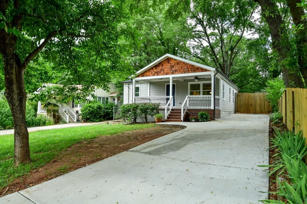 3 bedroom single family residence sold at 1108 Napier Street, Atlanta, GA 30316