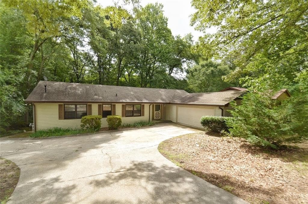 2819 Biscayne Drive, Conyers, GA 30012 — most recent listing photo