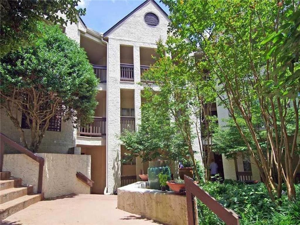 477 Sherman Way, Decatur, GA 30033 — most recent listing photo