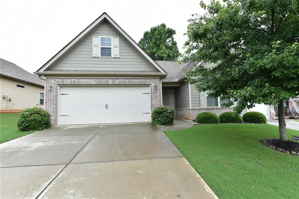 4751 Sweetwater Drive, Gainesville, GA 30504 — most recent listing photo