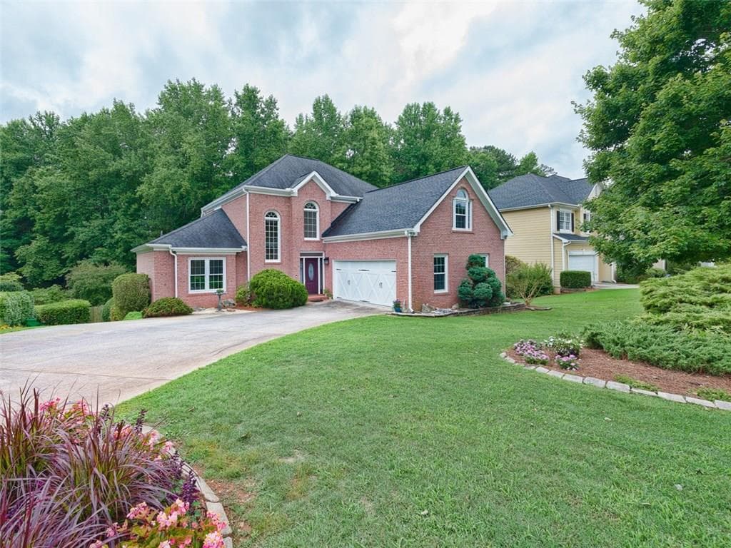 10735 Avian Drive, Johns Creek, GA 30022 — most recent listing photo