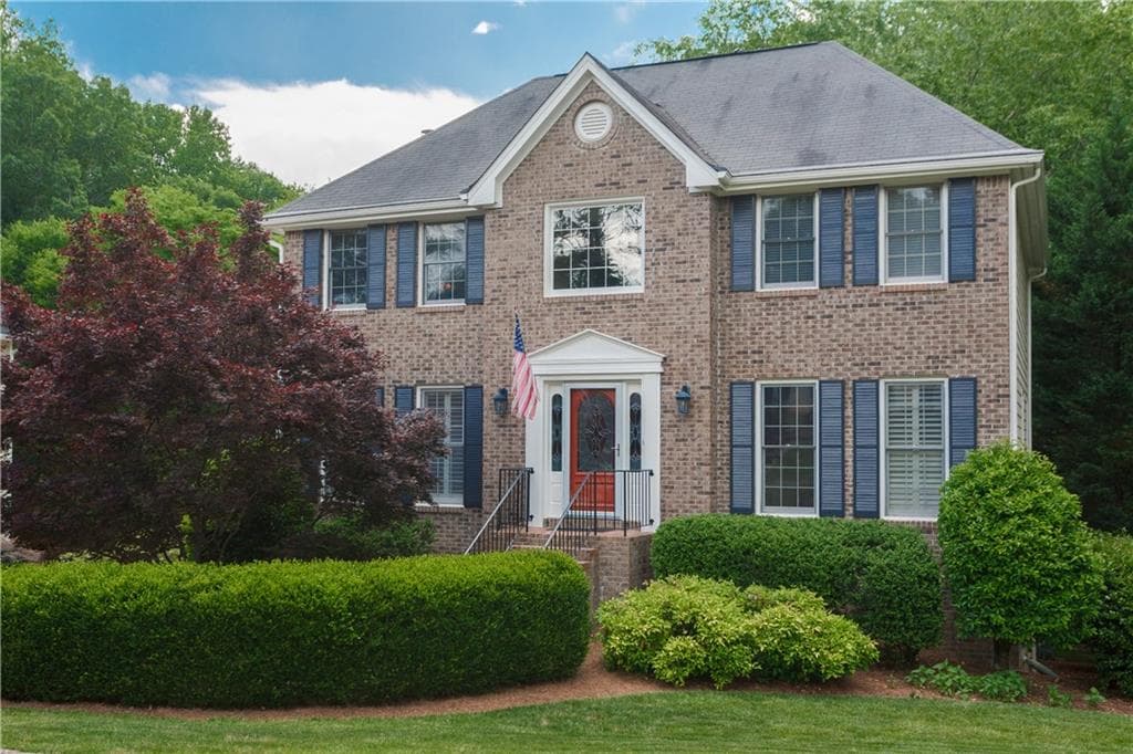3 bedroom, 2,060 sq ft single family residence sold at 319 Justin Drive, Woodstock, GA 30188