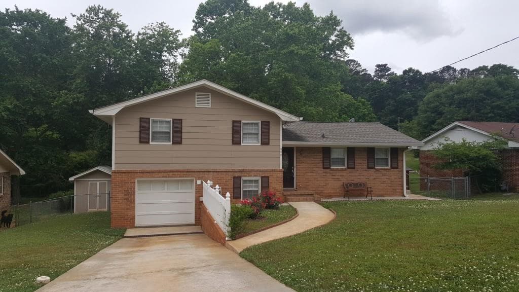 886 Meadow Rock Drive, Stone Mountain, GA 30083 — most recent listing photo