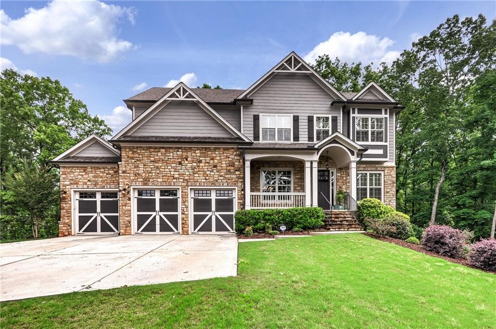 5 bedroom, 3,479 sq ft single family residence sold at 2775 Cogburn Lane, Alpharetta, GA 30004