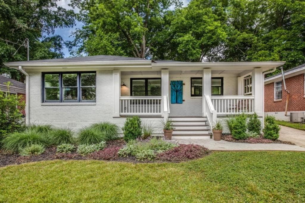2 bedroom, 918 sq ft single family residence sold at 244 Mellrich Avenue, Atlanta, GA 30317