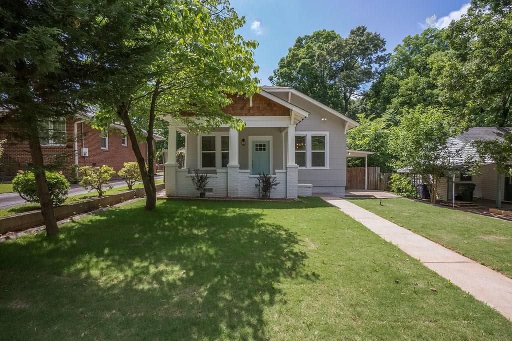 3 bedroom, 1,078 sq ft single family residence sold at 1421 BENTEEN Avenue, Atlanta, GA 30315