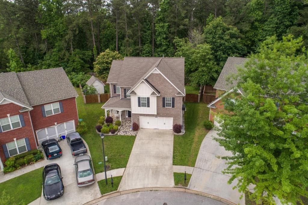 4 bedroom, 2,437 sq ft single family residence sold at 4363 Pond Edge Road, Snellville, GA 30039
