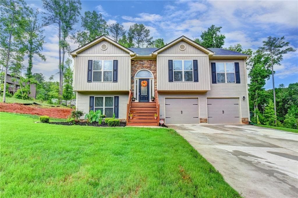 532 Greenridge Lane, Loganville, GA 30052 — most recent listing photo