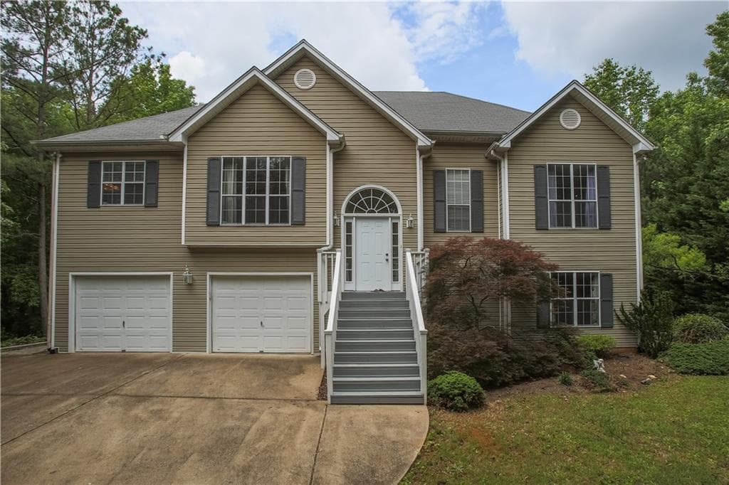 4 bedroom, 2,996 sq ft single family residence sold at 100 Sundown Way, Acworth, GA 30102