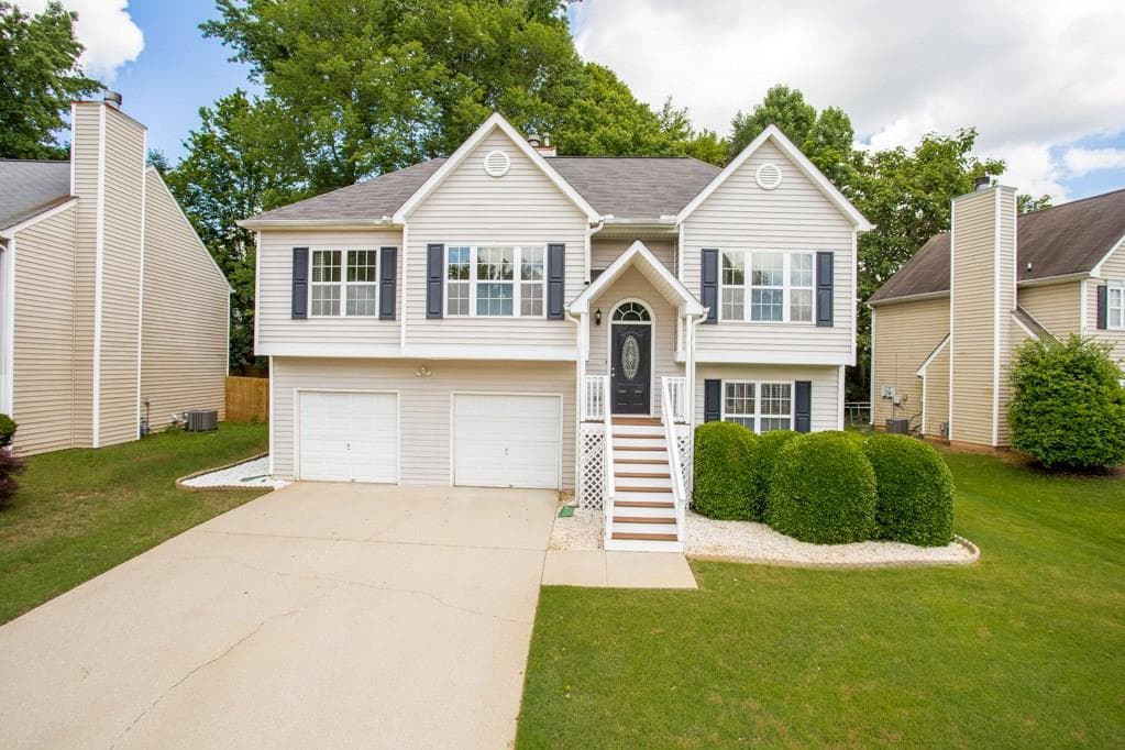3 bedroom, 1,805 sq ft single family residence sold at 4325 Chesapeake Trace, Acworth, GA 30101