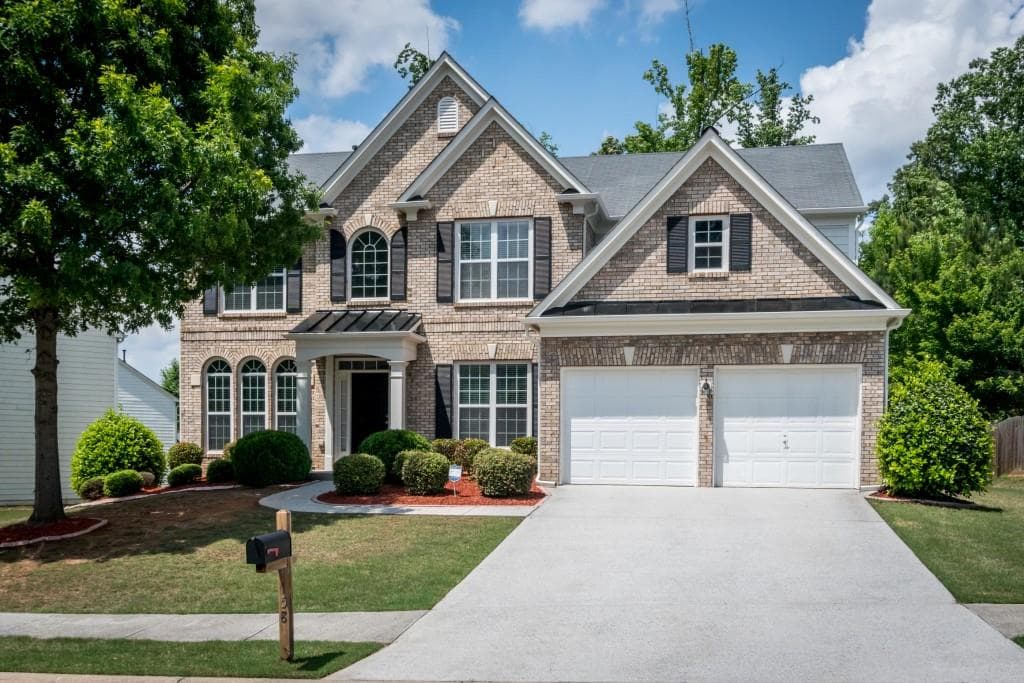 5 bedroom, 2,802 sq ft single family residence sold at 158 Susobell Place, Woodstock, GA 30188