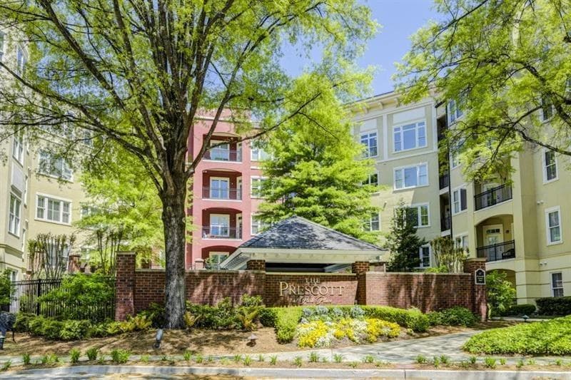 2 bedroom, 1,092 sq ft condominium sold at 11 PERIMETER Center 2304, Atlanta, GA 30346