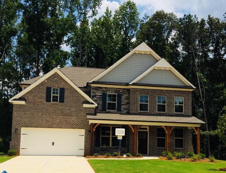5 bedroom, 3,022 sq ft single family residence sold at 3018 Brook Oak Trace, Snellville, GA 30078