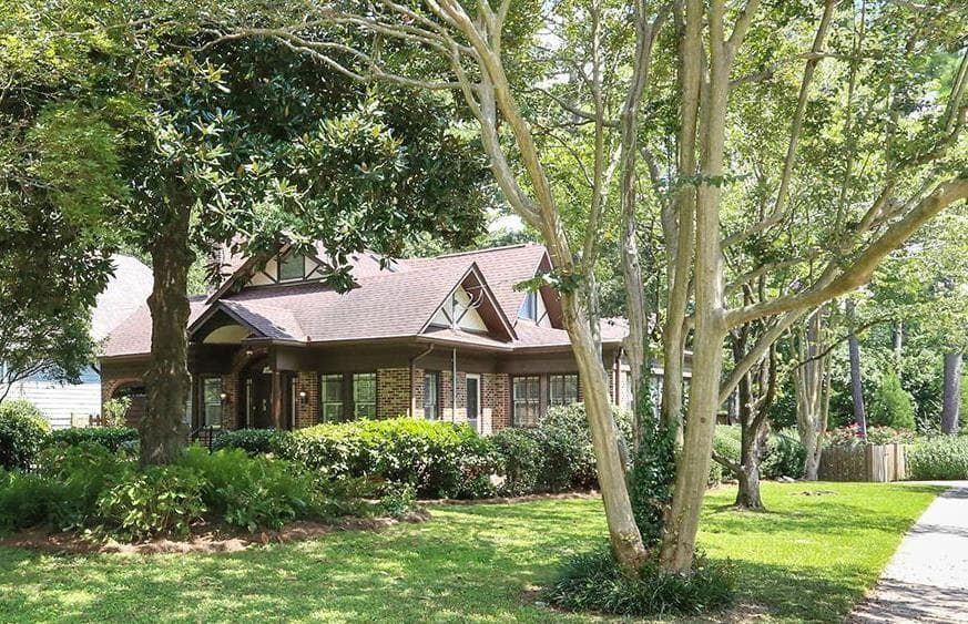 6 bedroom, 4,314 sq ft single family residence sold at 1079 Clifton Road, Atlanta, GA 30307