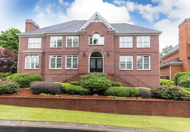 5 bedroom, 6,460 sq ft single family residence sold at 2306 Garden Park Drive, Smyrna, GA 30080