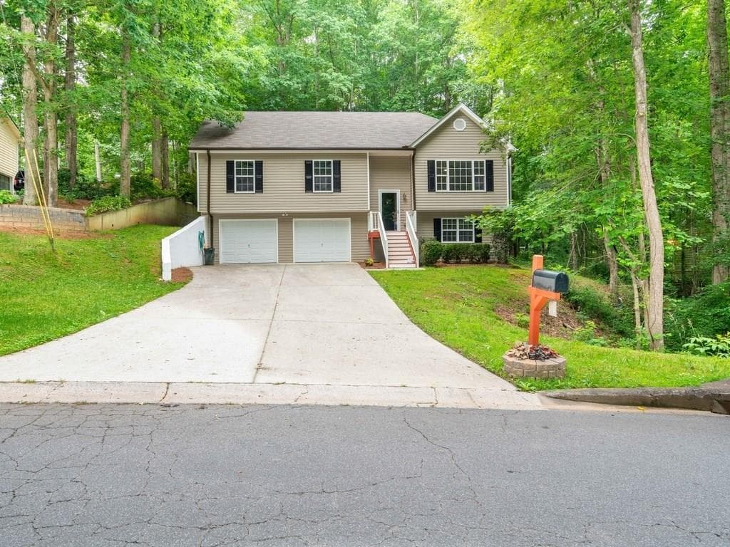 447 TEAGUE Drive, Kennesaw, GA 30152 — most recent listing photo