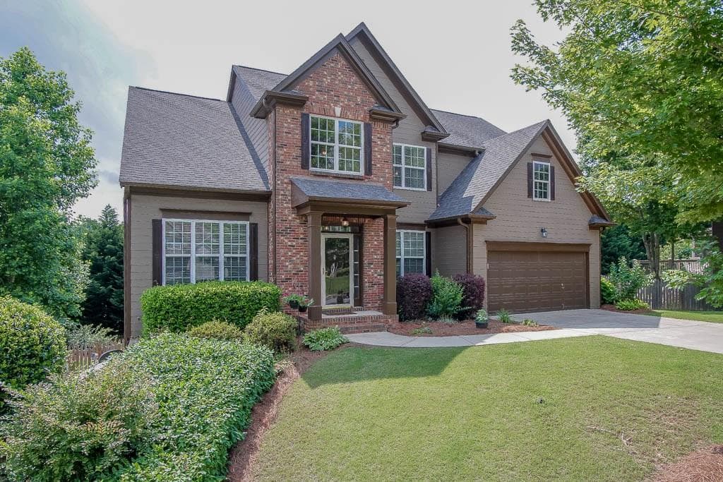 4 bedroom, 2,930 sq ft single family residence sold at 7155 River Island Circle, Buford, GA 30518