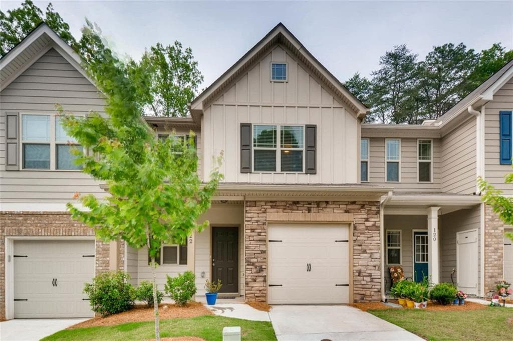 3 bedroom, 1,842 sq ft townhouse sold at 122 Oakview Passage, Canton, GA 30114 — photo 1 of 1