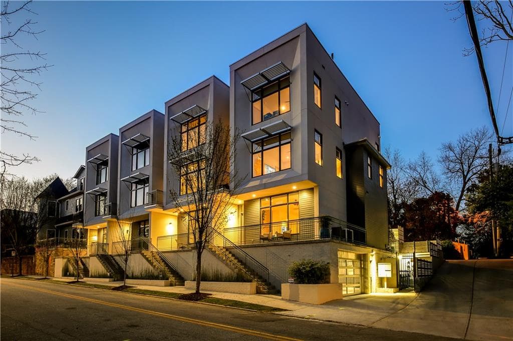 3 bedroom, 2,529 sq ft townhouse sold at 785 Piedmont Avenue F, Atlanta, GA 30308