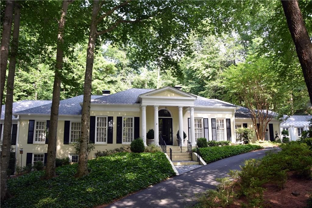 5 bedroom single family residence sold at 3565 Haddon Hall Road, Atlanta, GA 30327