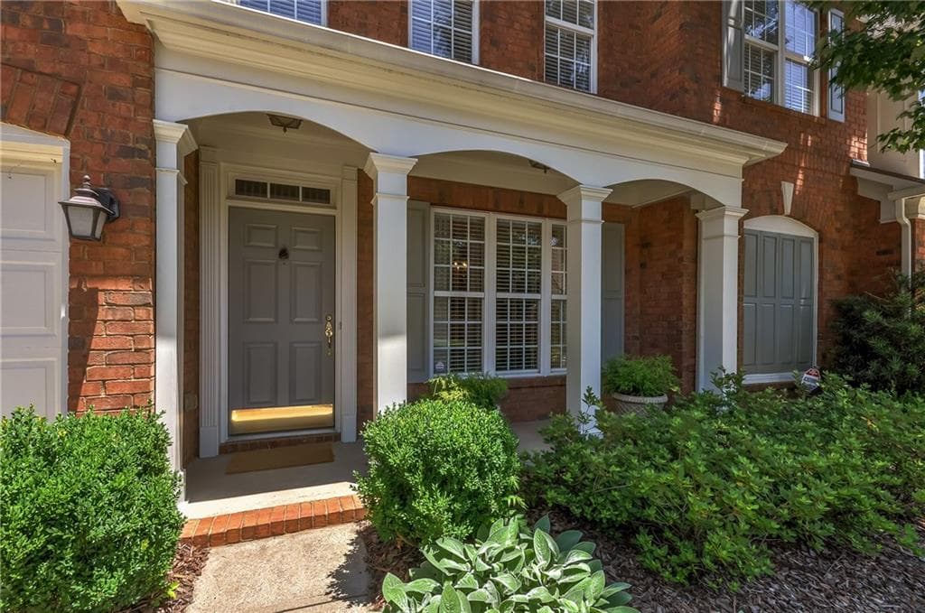403 Wellwood Way, Roswell, GA 30075 — most recent listing photo