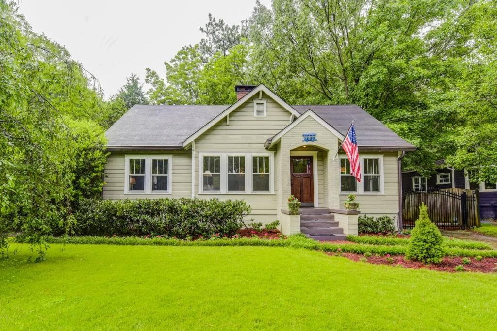 3 bedroom single family residence sold at 1009 Eden Avenue, Atlanta, GA 30316