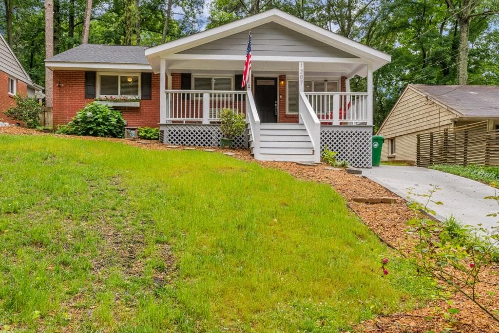 3 bedroom, 1,438 sq ft single family residence sold at 1207 Argonne Way, Atlanta, GA 30324