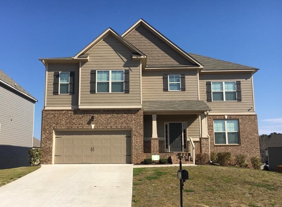 4 bedroom, 2,690 sq ft single family residence sold at 5215 Rialto Way, Cumming, GA 30040