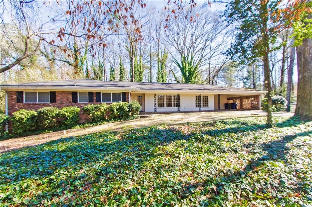 4 bedroom, 2,636 sq ft single family residence sold at 3125 Wood Valley Road, Atlanta, GA 30327