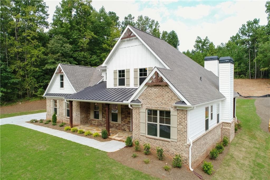 811 Walnut River Trail, Hoschton, GA 30548 — most recent listing photo