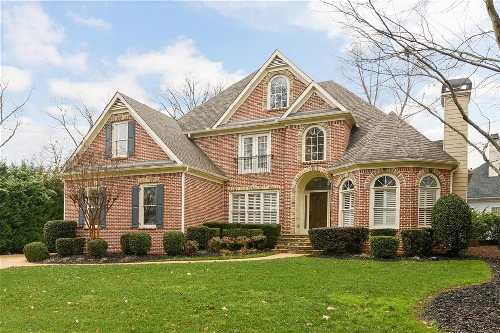 5 bedroom, 5,015 sq ft single family residence sold at 2220 Simpson Road, Smyrna, GA 30080