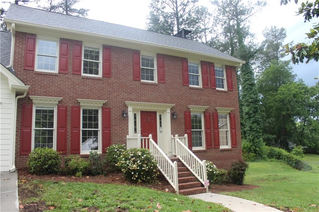 4 bedroom, 2,804 sq ft single family residence sold at 1989 Waterton Court, Grayson, GA 30017