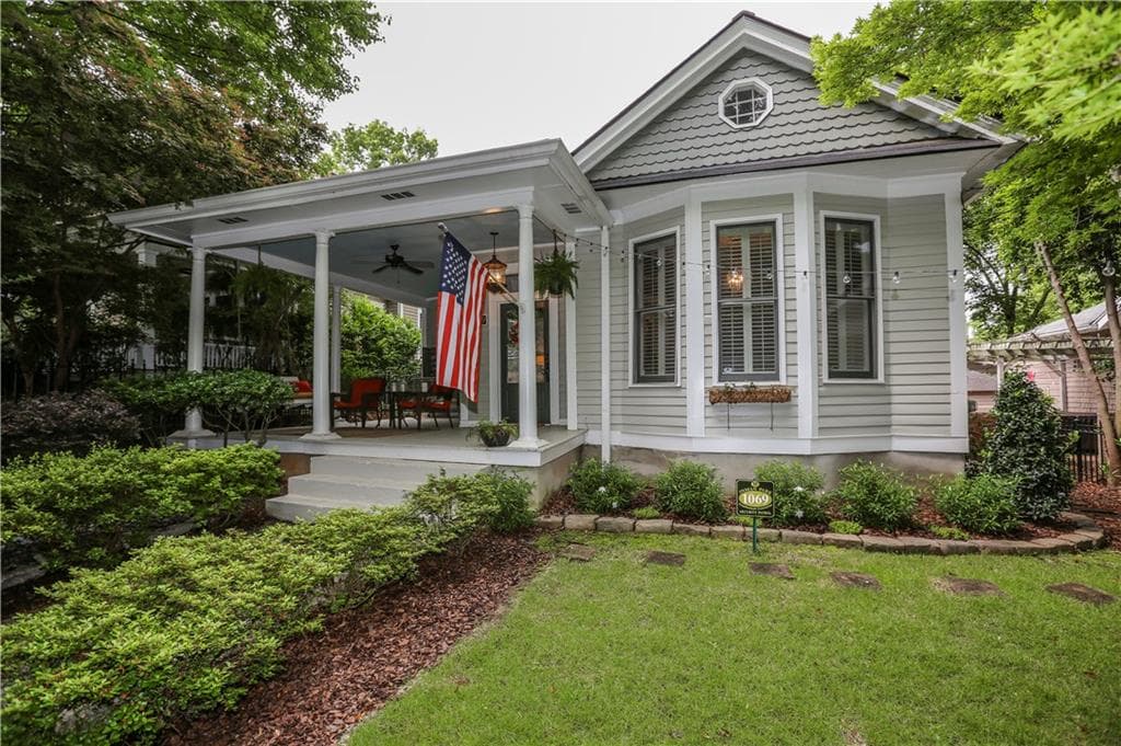 3 bedroom, 2,174 sq ft single family residence sold at 1069 Colquitt Avenue, Atlanta, GA 30307