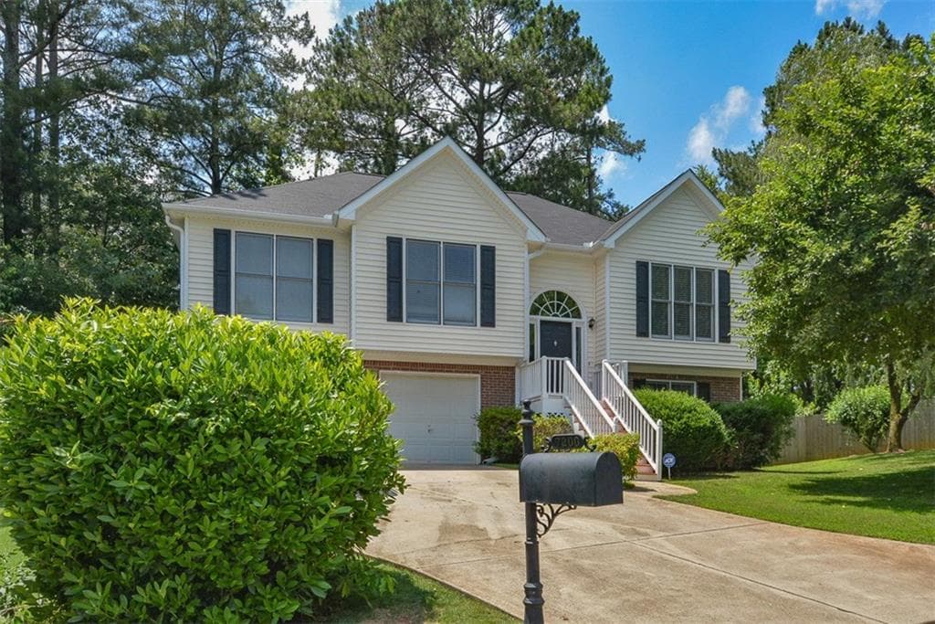 7200 Meadow Gate Way, Woodstock, GA 30189 — most recent listing photo