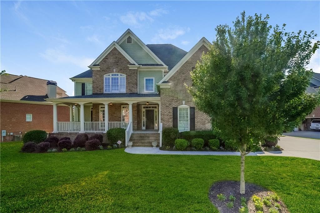 5 bedroom, 3,766 sq ft single family residence sold at 2812 Summer Branch Lane, Buford, GA 30519