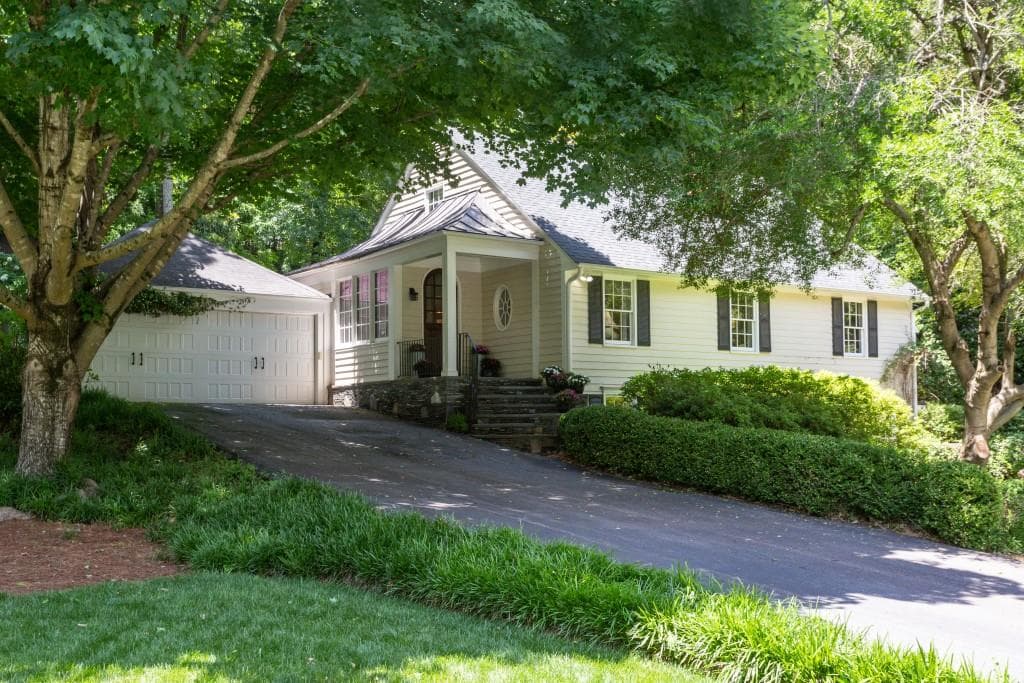 4 bedroom single family residence sold at 4540 Jettridge Drive, Atlanta, GA 30327