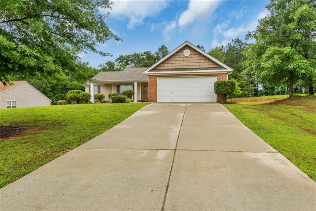 1637 Bismarck Circle, Winder, GA 30680 — most recent listing photo