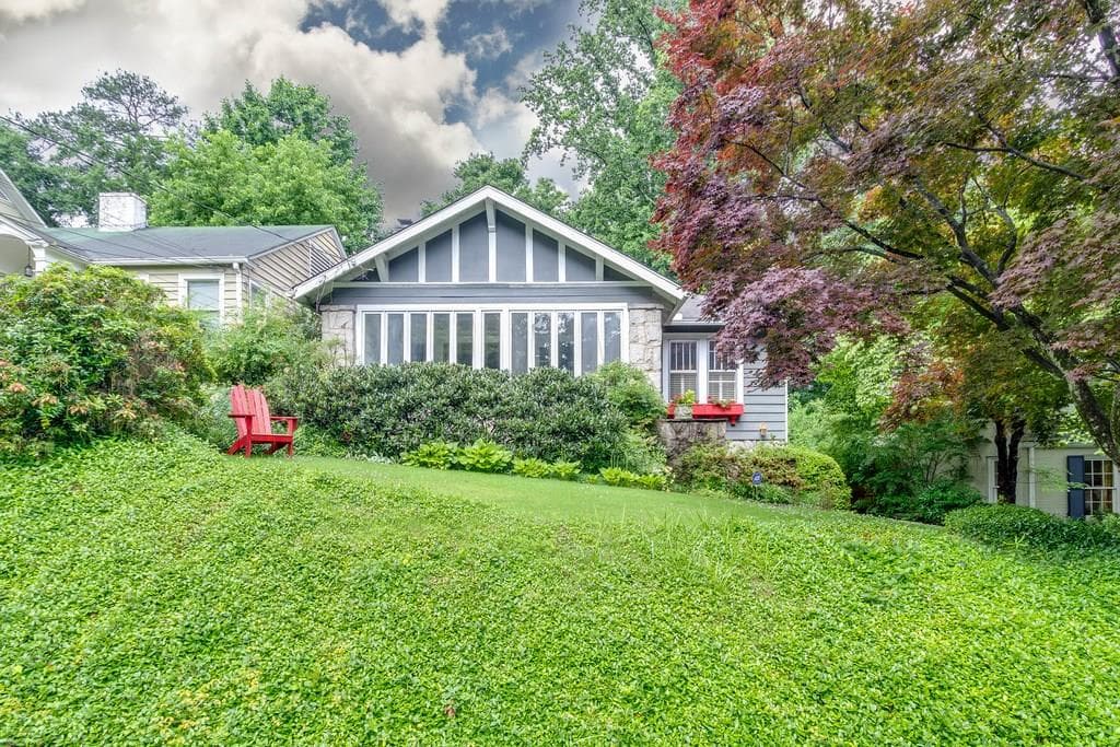 3 bedroom, 1,969 sq ft single family residence sold at 1006 ROSEDALE Road, Atlanta, GA 30306