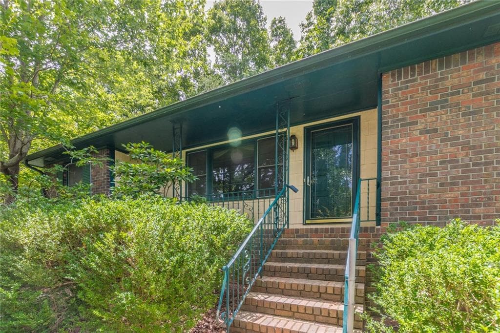 1950 Trophy Drive, Marietta, GA 30062 — most recent listing photo