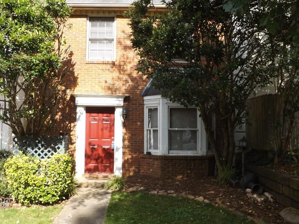 2796 New South Drive, Marietta, GA 30066 — most recent listing photo