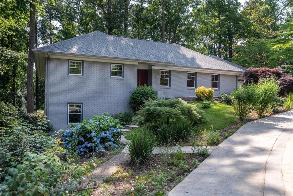 4 bedroom, 2,441 sq ft single family residence sold at 1838 Morris Landers Drive, Atlanta, GA 30345
