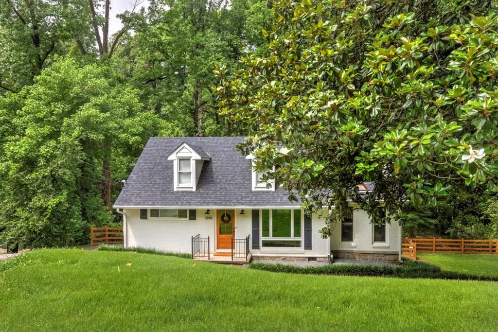 2590 Ridgemore Road, Atlanta, GA 30318 — most recent listing photo
